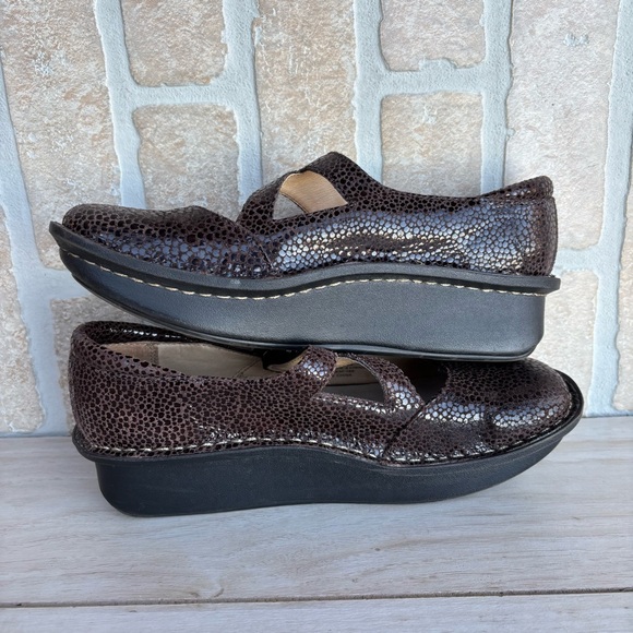 Alegria Day-562 Brown Leather Mary Jane Comfort Adjustable Shoe Size 36 (6-7) - Picture 7 of 11